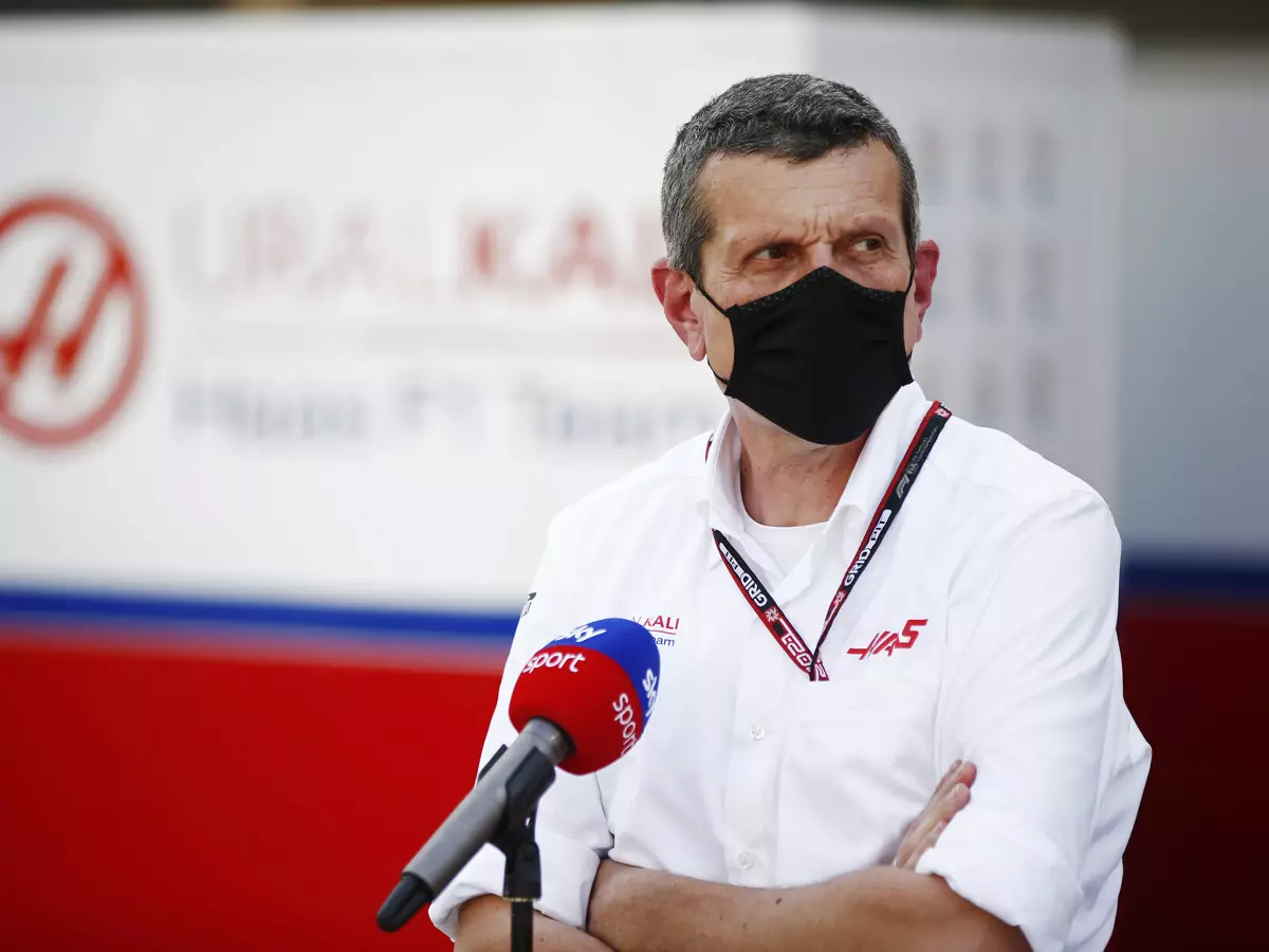Günther Steiner Foto zur News: Haas-Teamchef Günther Steiner: "Das wäre doch komplett verrückt!"