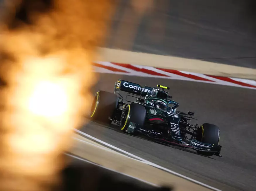 Sebastian Vettel Foto zur News: Johnny Herbert: Werden eine "Wiederauferstehung" von Vettel sehen