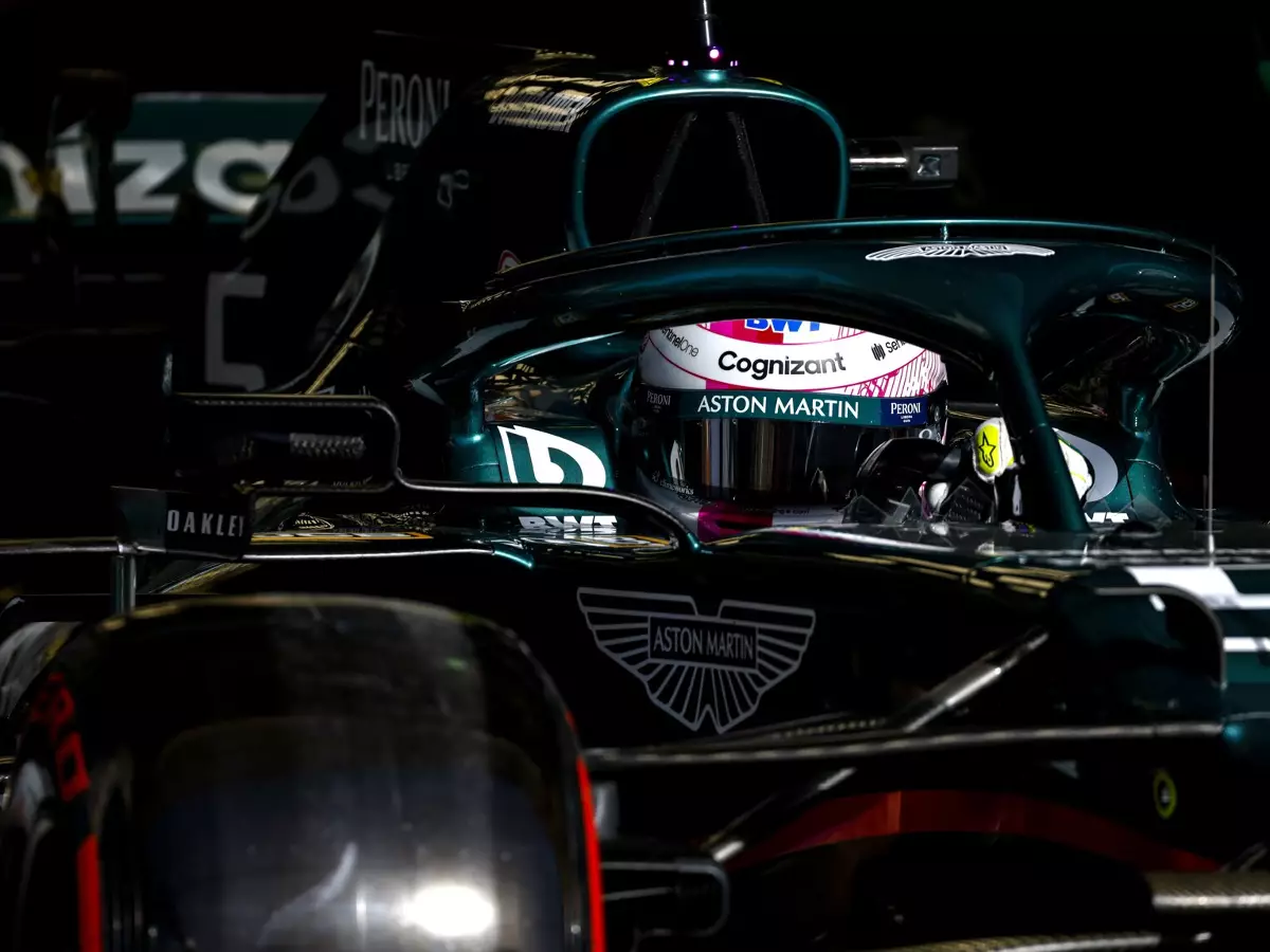 Sebastian Vettel Foto zur News: Sebastian Vettel: "Fühle mich noch nicht zuhause im Auto"