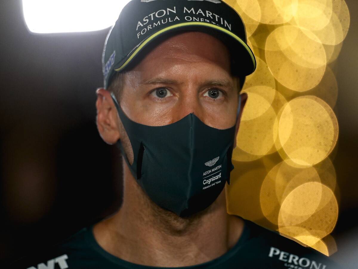 Foto zur News: Mark Webber: Vettel muss die Abwärtsspirale stoppen
