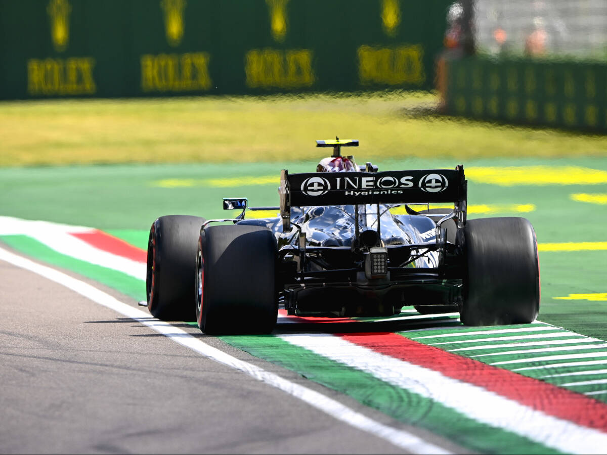 Foto zur News: F1 Imola 2021: Mercedes gegenüber Red Bull haushoch überlegen
