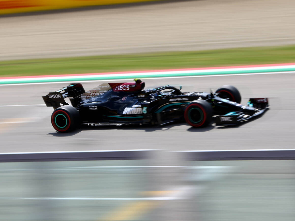 Foto zur News: Mercedes nach Bestzeit zufrieden: "So viel besser als in Bahrain!"