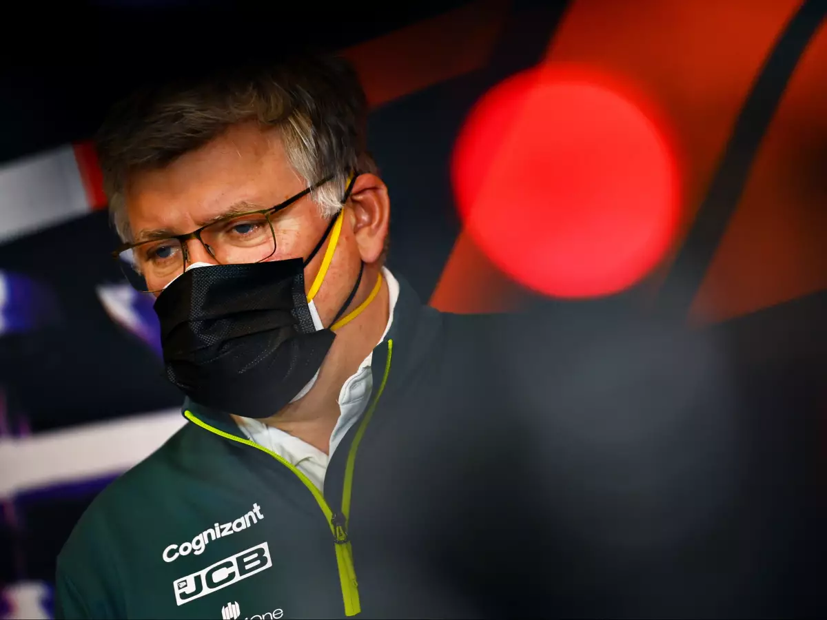 Otmar Szafnauer Foto zur News: Scharfe Kritik an Aston Martin: Was hat Otmar Szafnauer da geritten?