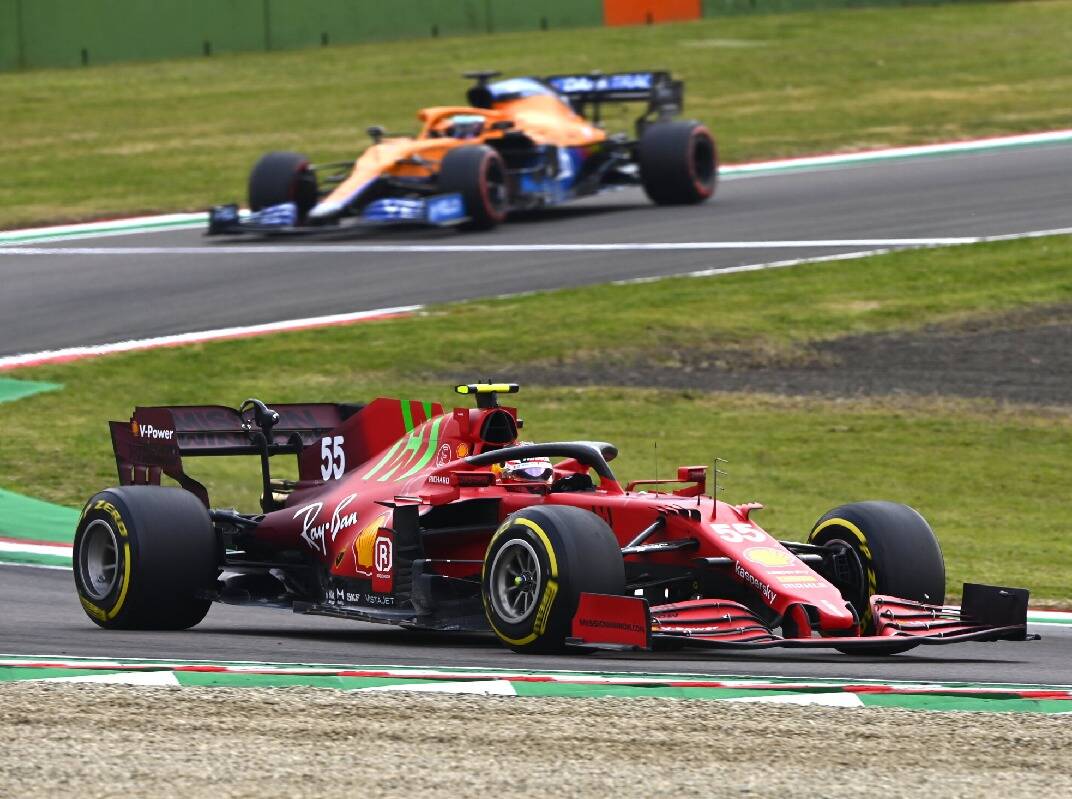 Foto zur News: Carlos Sainz wünscht sich mehr Leistung im Kampf mit McLaren