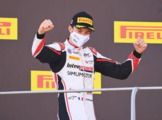 Foto zur News: Formel-1-Hoffnung Theo Pourchaire: Vasseur will nichts überstürzen