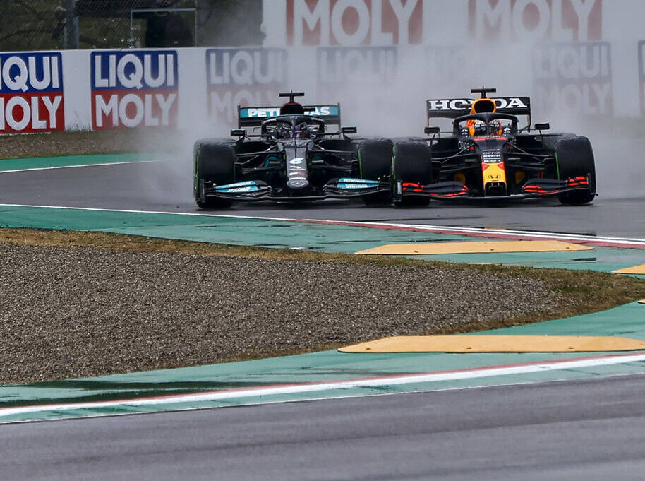 Foto zur News: Mark Webber: Zwischen Hamilton #AND# Verstappen wird's knallen!