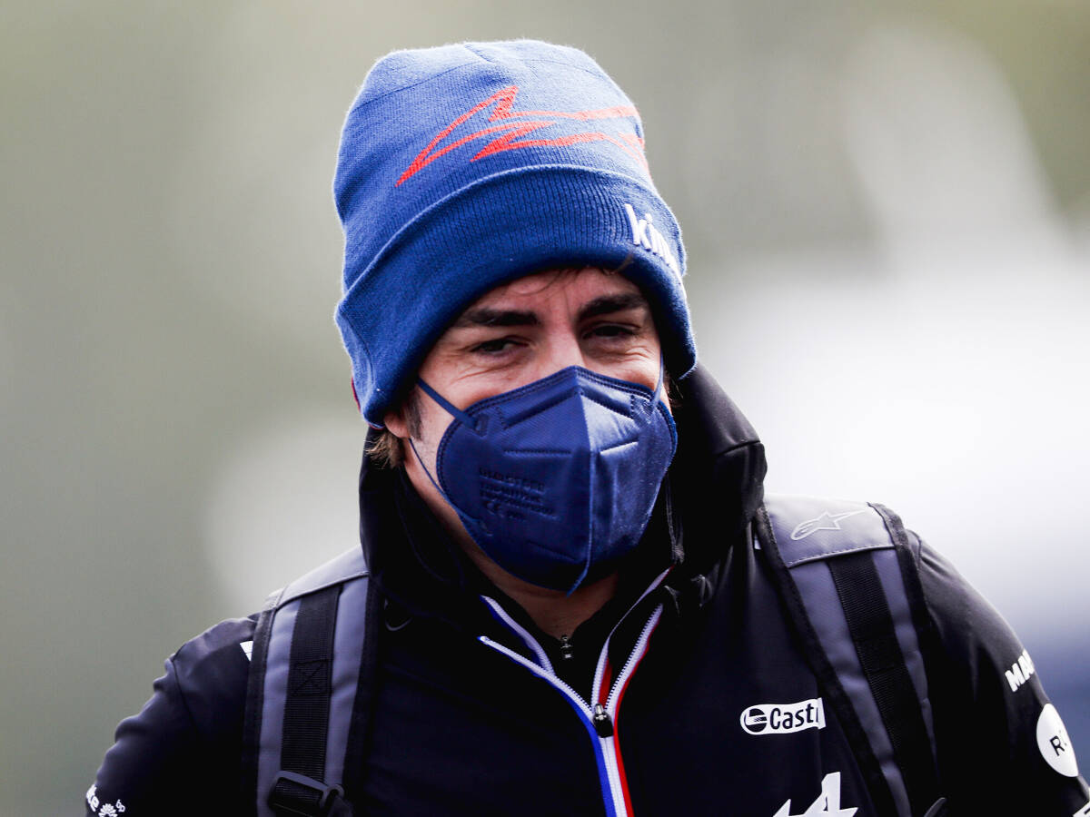 Foto zur News: Fernando Alonso: So geht's seinem Kiefer!