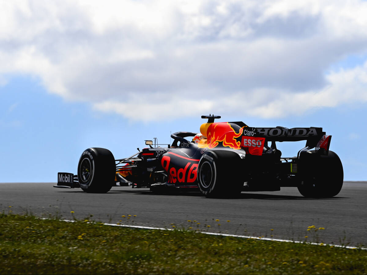 Foto zur News: F1-Training Portugal 2021: Red-Bull-Handling laut Verstappen "ein Witz"