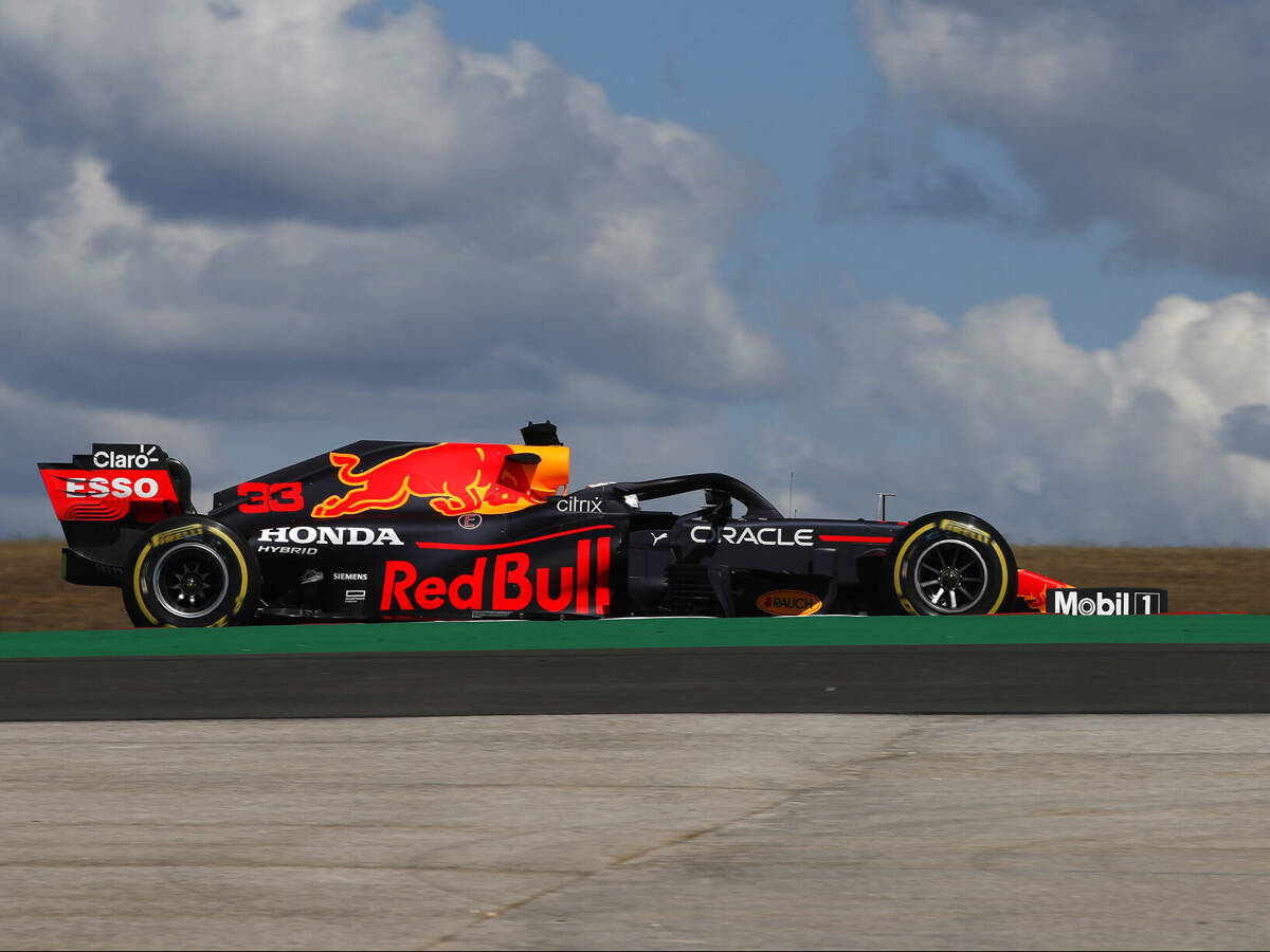 Foto zur News: Red Bull: "Performance auf dem gelben Reifen macht uns Sorgen"