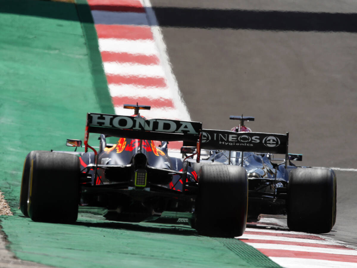 Foto zur News: Martin Brundle: FIA muss bei Tracklimits mit härterer Hand vorgehen