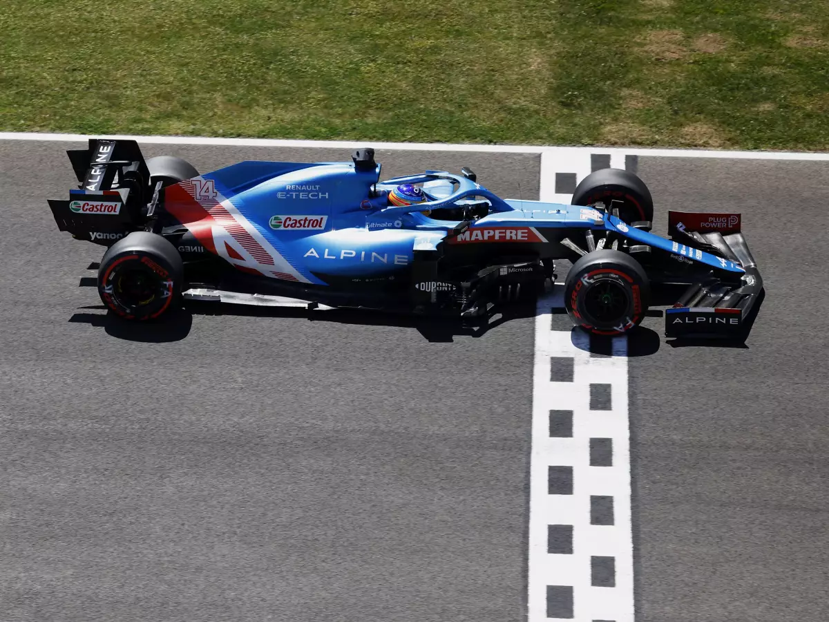 Fernando Alonso Foto zur News: Fernando Alonso: Warum er die Formel 1 jetzt wieder dufte findet