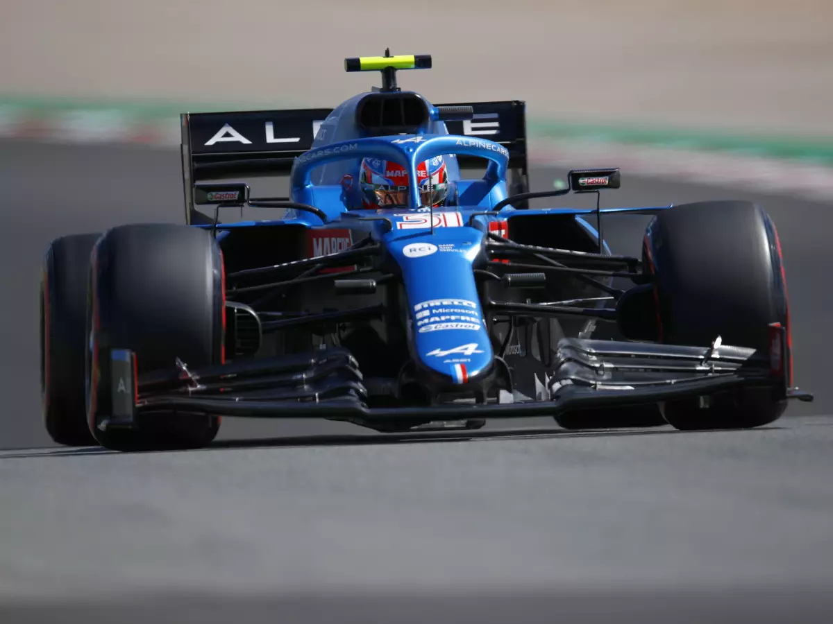 Esteban Ocon Foto zur News: Esteban Ocon: Warum Alpine in Portimao besser war