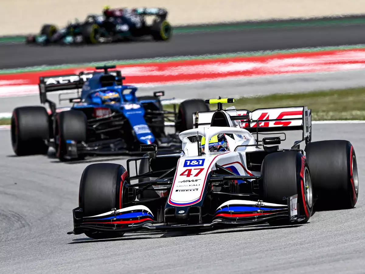 Mick Schumacher, Fernando Alonso Foto zur News: Haas: Williams im Rennen wieder schlagbar?
