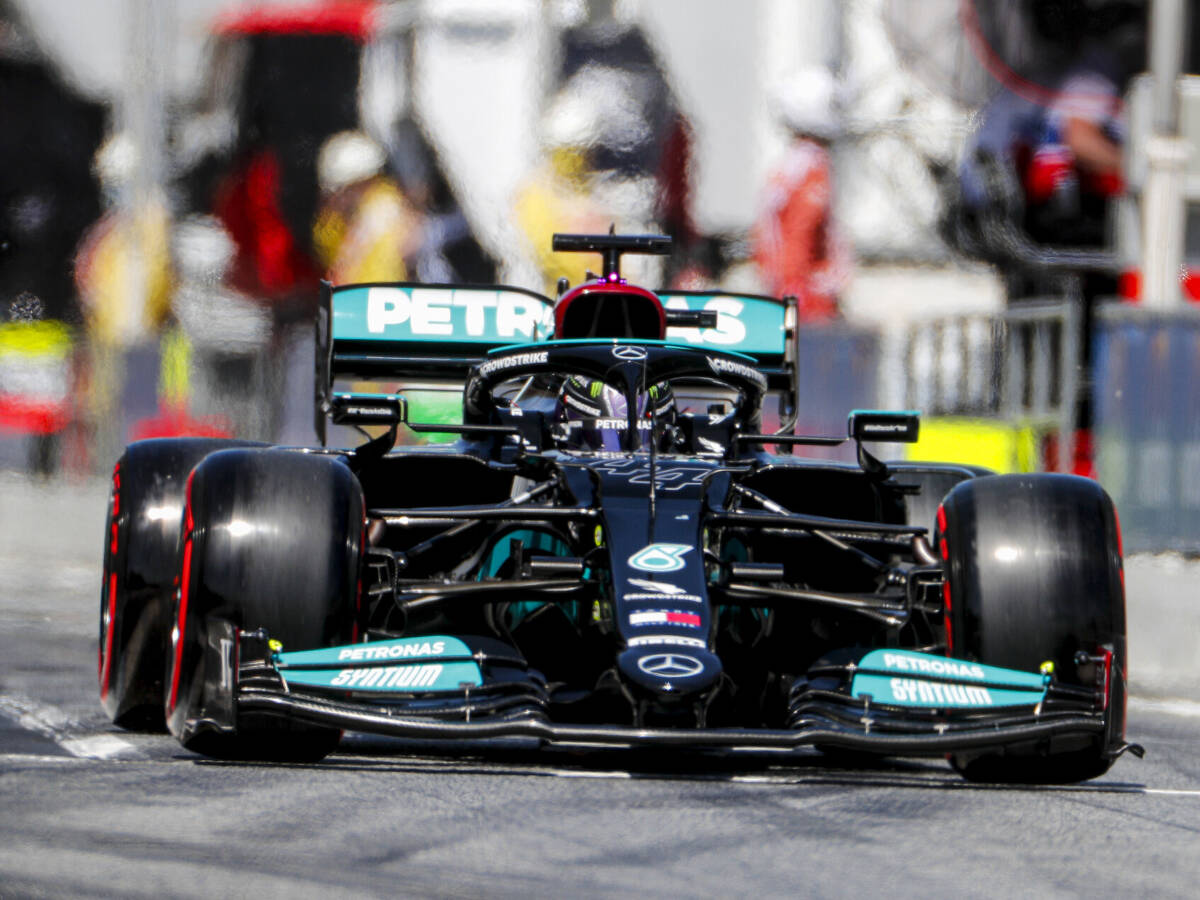 Foto zur News: Lewis Hamilton: Sorgen nach falscher Set-up-Entscheidung