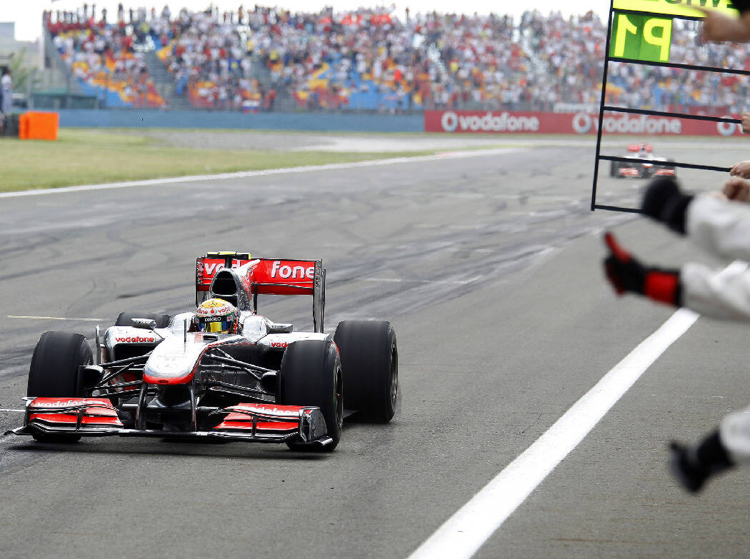 Foto zur News: "Schnäppchen" für die Garage: Hamiltons 2010er-McLaren unterm Hammer!