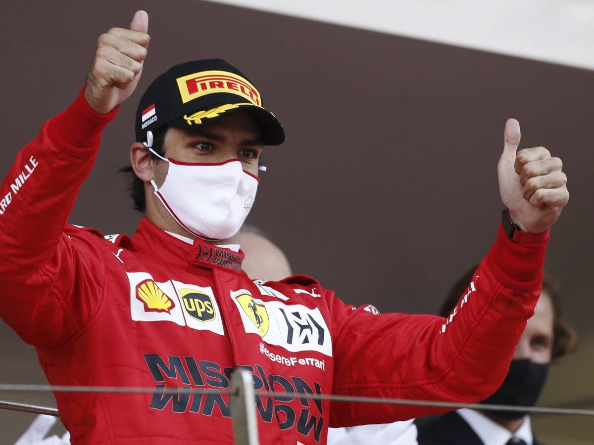 Foto zur News: "Muss mich pushen": Ferrari verlangt Anpassungen von Sainz