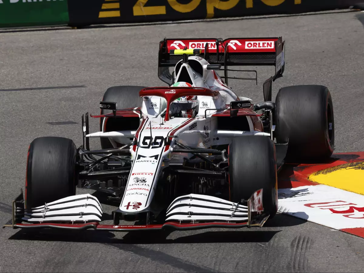 Antonio Giovinazzi Foto zur News: Antonio Giovinazzi holt ersten WM-Punkt für Alfa Romeo