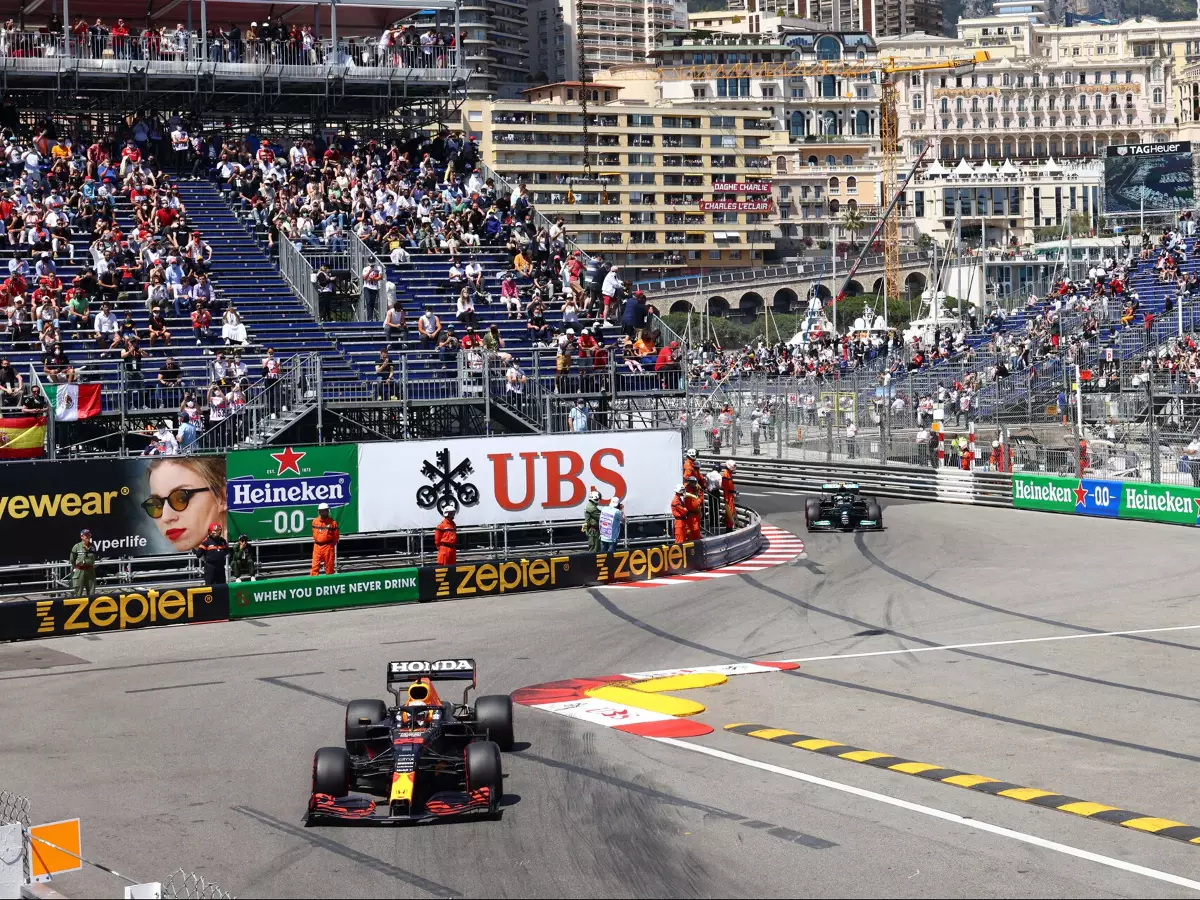 Max Verstappen, Valtteri Bottas Foto zur News: TV-Quoten Monaco 2021: Sky erholt sich von RTL-Effekt - ServusTV solide