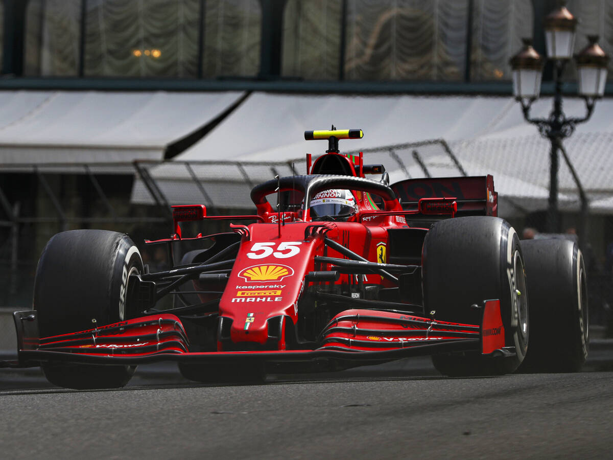 Foto zur News: Carlos Sainz: Ferrari "drei bis vier Zehntel" langsamer als in Monaco