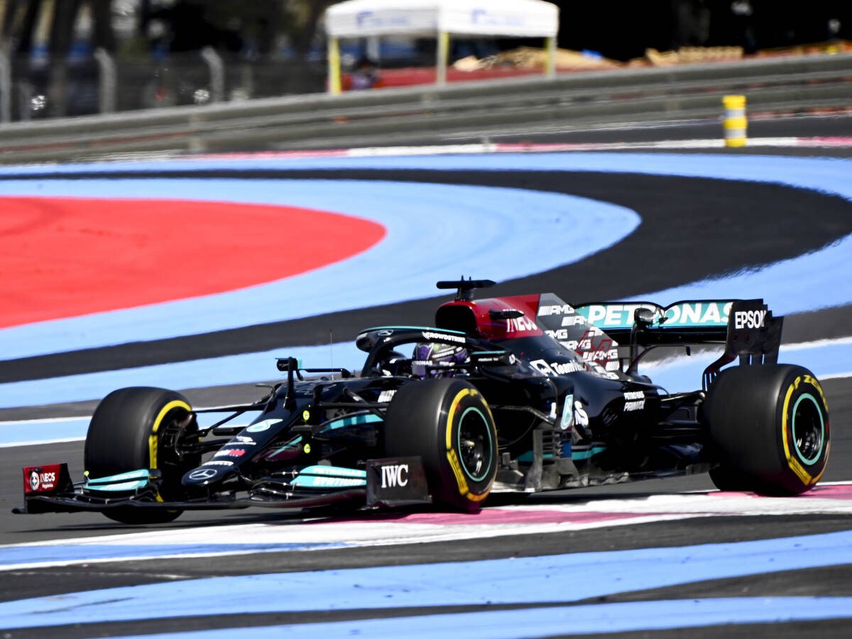 Foto zur News: 0,008 Sekunden: Wird es zwischen Red Bull und Mercedes wieder eng?