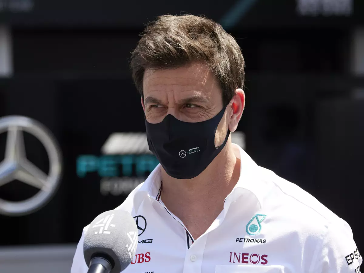 Foto zur News: Toto Wolff: Müssen anerkennen, dass Red Bull das schnellere Paket hat