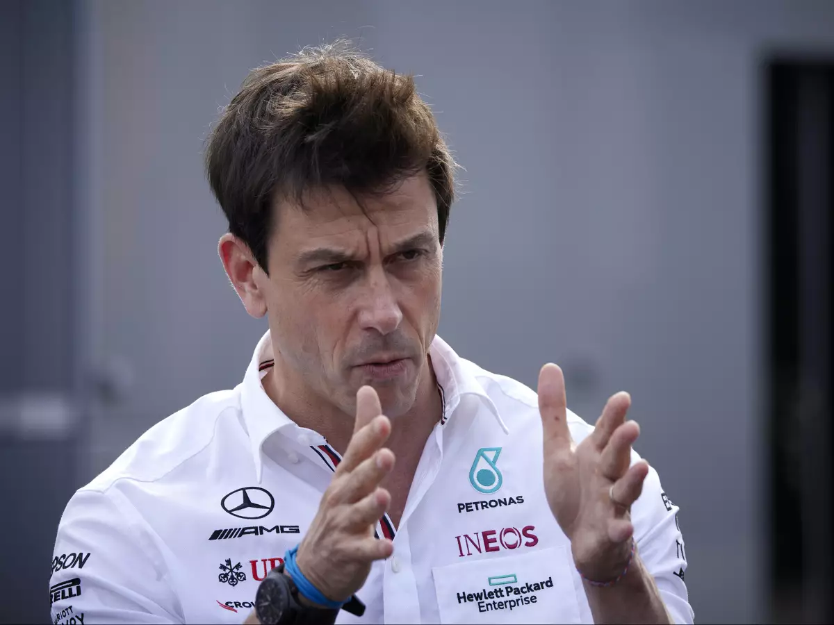 Toto Wolff (Mercedes-Teamchef) Foto zur News: Toto Wolff: Was Mercedes aus Österreichs Euro-Aus lernen kann