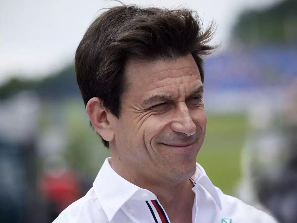 Toto Wolff Foto zur News: Toto Wolff schlägt "Grand Slam" für Sprintveranstaltungen vor