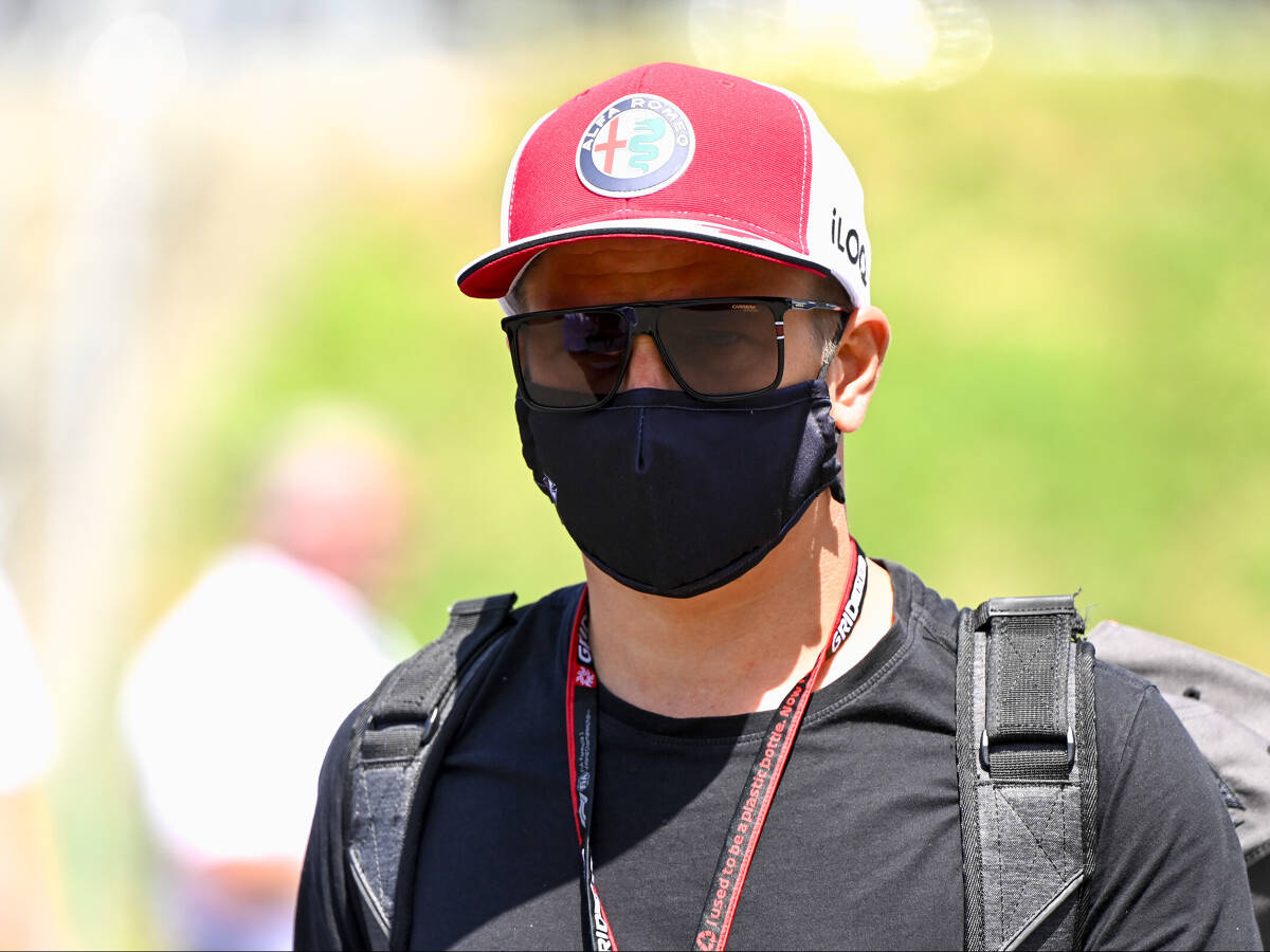 Foto zur News: Fahrerentscheidung bei Alfa Romeo: "Die Zeit ist abgelaufen für Kimi"