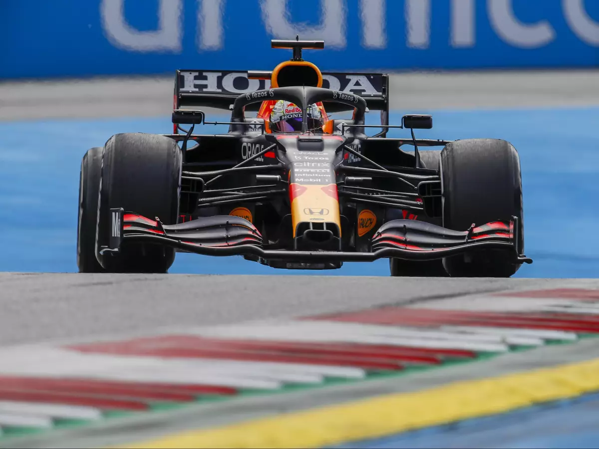 Max Verstappen Foto zur News: Verstappen: Red Bull muss Österreich-Dominanz mitnehmen