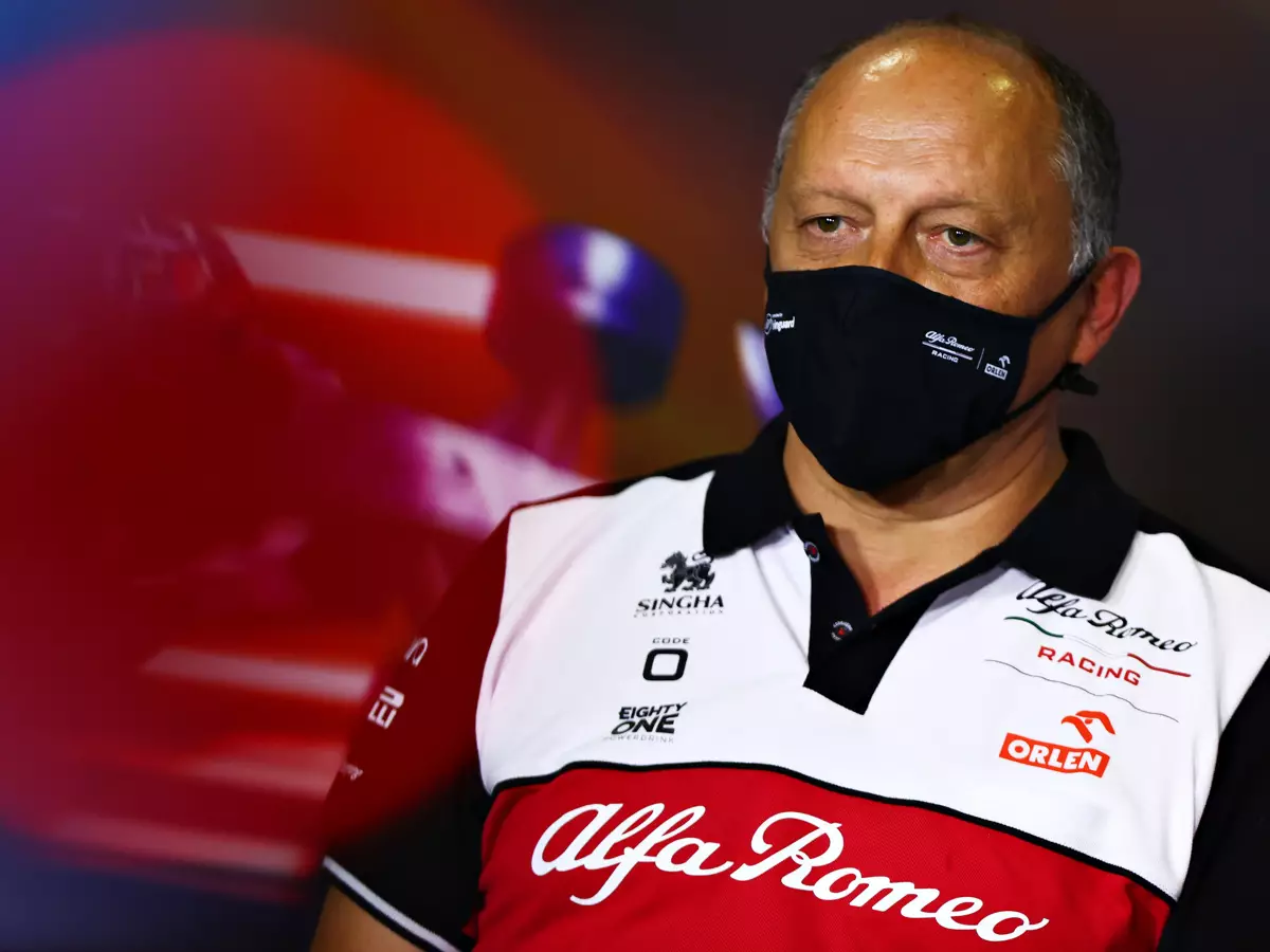 Alfa-Romeo-Teamchef Frederic Vasseur auf der Pressekonferenz in Barcelona, Spanien. Foto zur News: Frederic Vasseur: Das sagt Bottas' neuer Teamchef