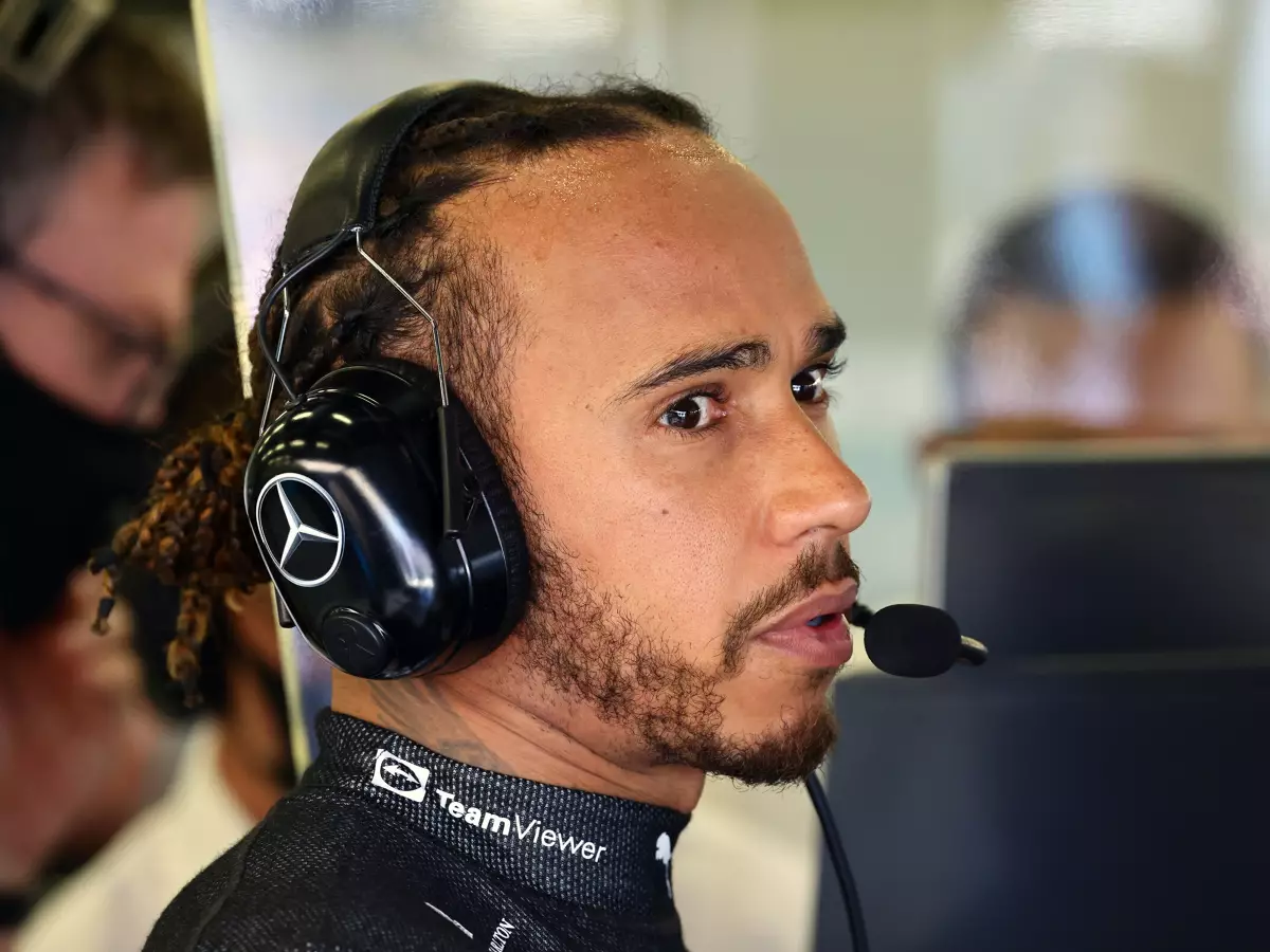 Lewis Hamilton Foto zur News: Vettel: Hamilton-Strafe "die härteste, die sie dafür verhängen können"