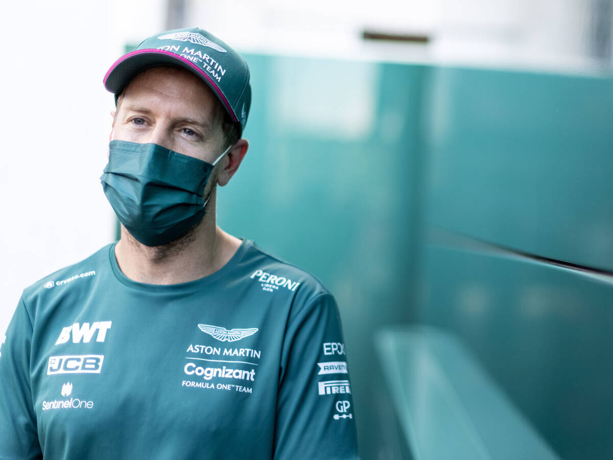 Foto zur News: Aston Martin: Vettel-Bestätigung für 2022 schon in Kürze?