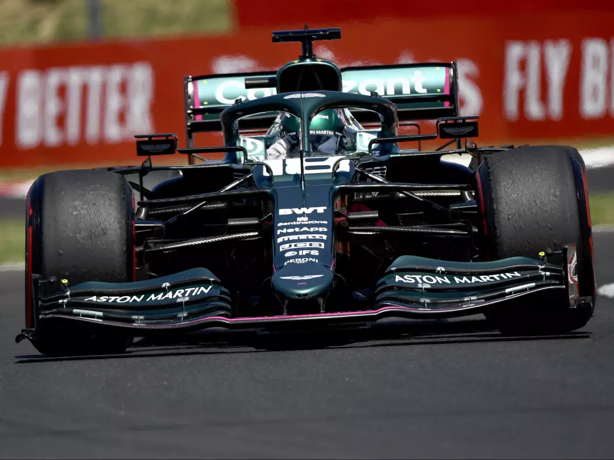 Lance Stroll Foto zur News: Aston Martin: Fast jedes Aerodynamikteil seit Saisonbeginn verändert