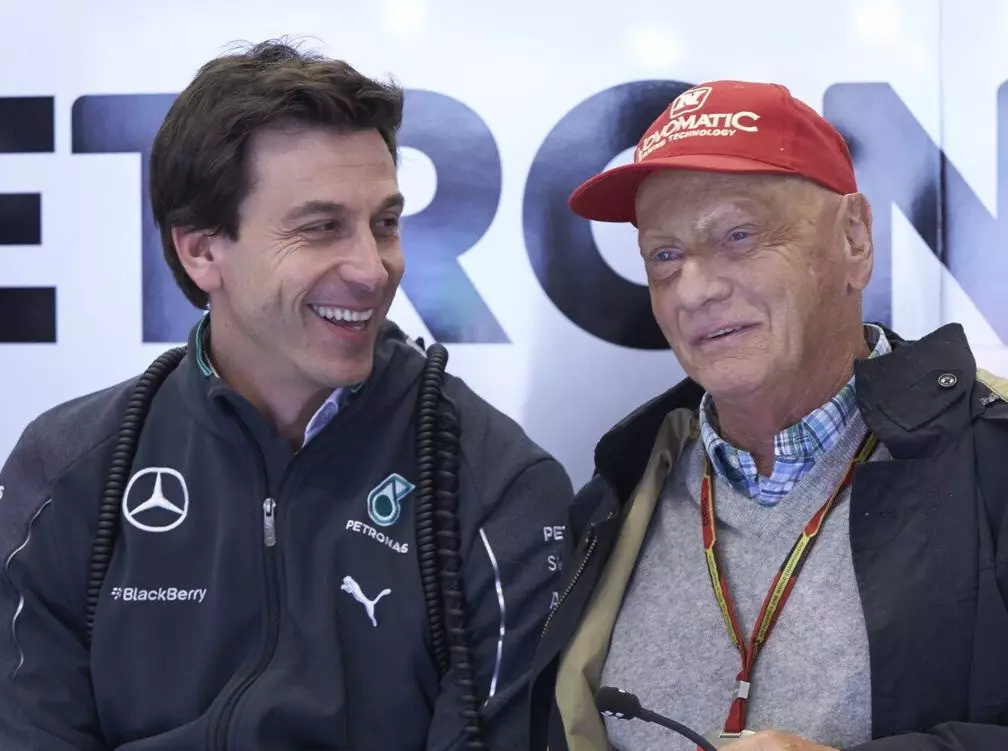 Foto zur News: Wolff zu Urlaubsstalker Lauda: "Du kannst mich am Arsch lecken!"