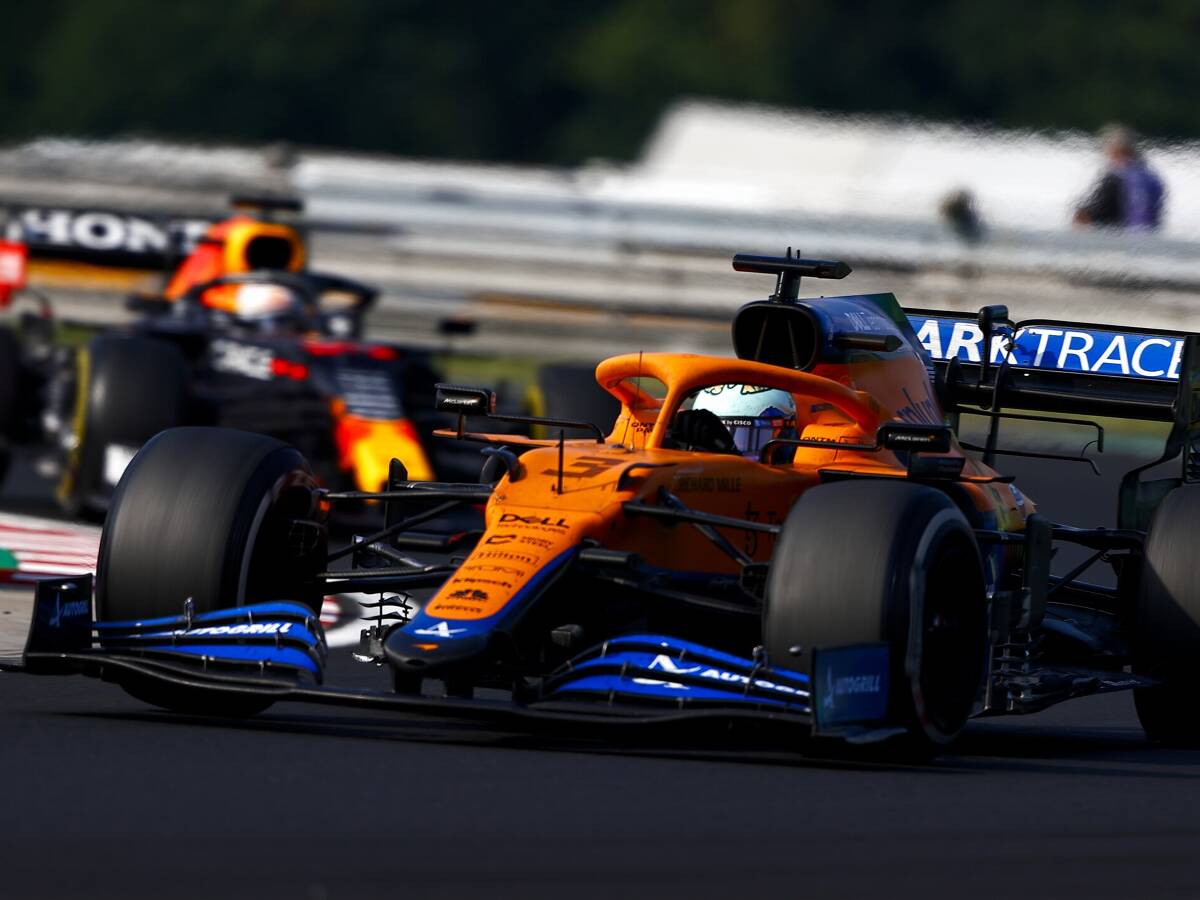 Foto zur News: McLaren-Boss Zak Brown: Ab 2024 keine Ausreden mehr!