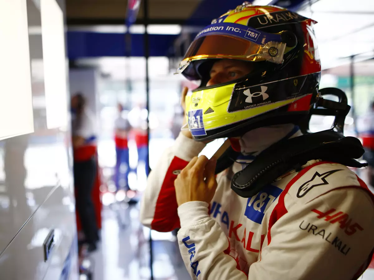 Mick Schumacher (Haas) bereitet sich auf den Großen Preis von Ungarn 2021 in Budapest vor Foto zur News: Mick Schumacher: Keine Punkte in Debütsaison "kein großes Drama"