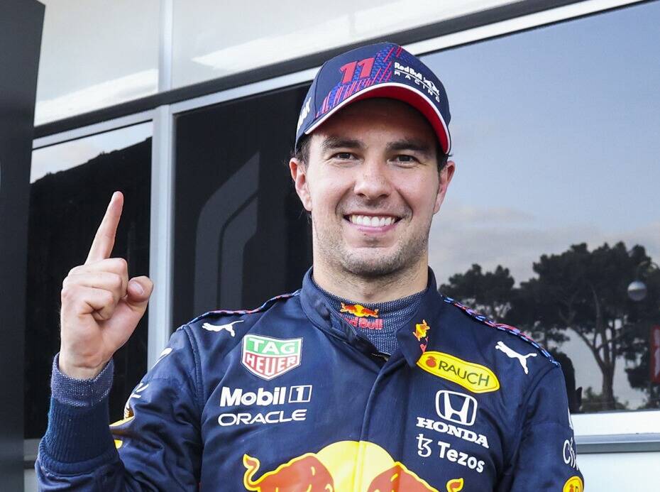 Foto zur News: Sergio Perez bleibt bei Red Bull für Formel-1-Saison 2022