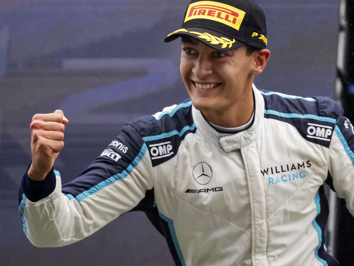 George Russell Foto zur News: Fahrernoten Spa: Russell gewinnt, Interesse der Fans gering