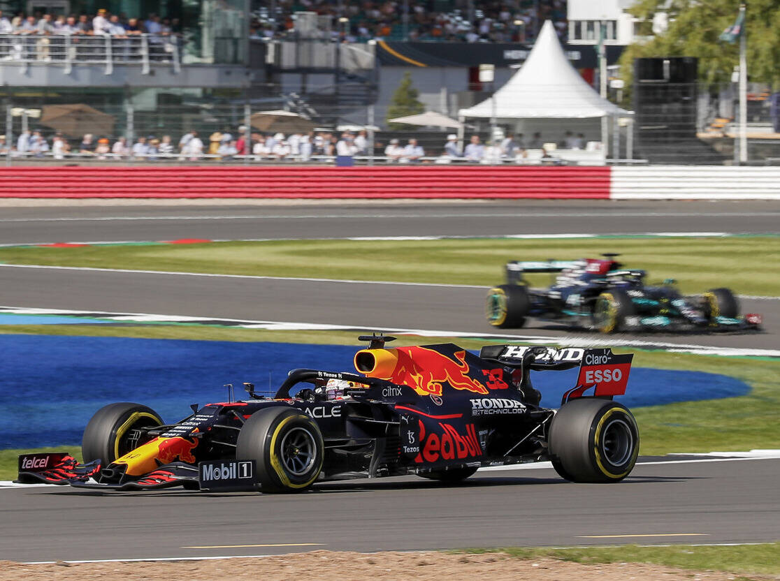 Foto zur News: Titelduell: Kommt Zandvoort Red Bull eher entgegen als Mercedes?