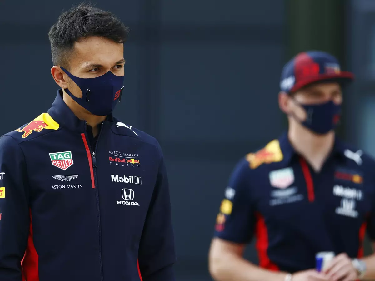 Foto zur News: Max Verstappen: Vielleicht blüht Alexander Albon bei weniger Druck auf