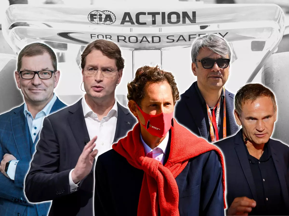 Markus Duesmann (Audi), Ola Källenius (Daimler), John Elkann (Ferrari), Luca de Meo (Renault) und Oliver Blume (Porsche) Foto zur News: Motorenzukunft der Formel 1: Die Weichen sind gestellt!