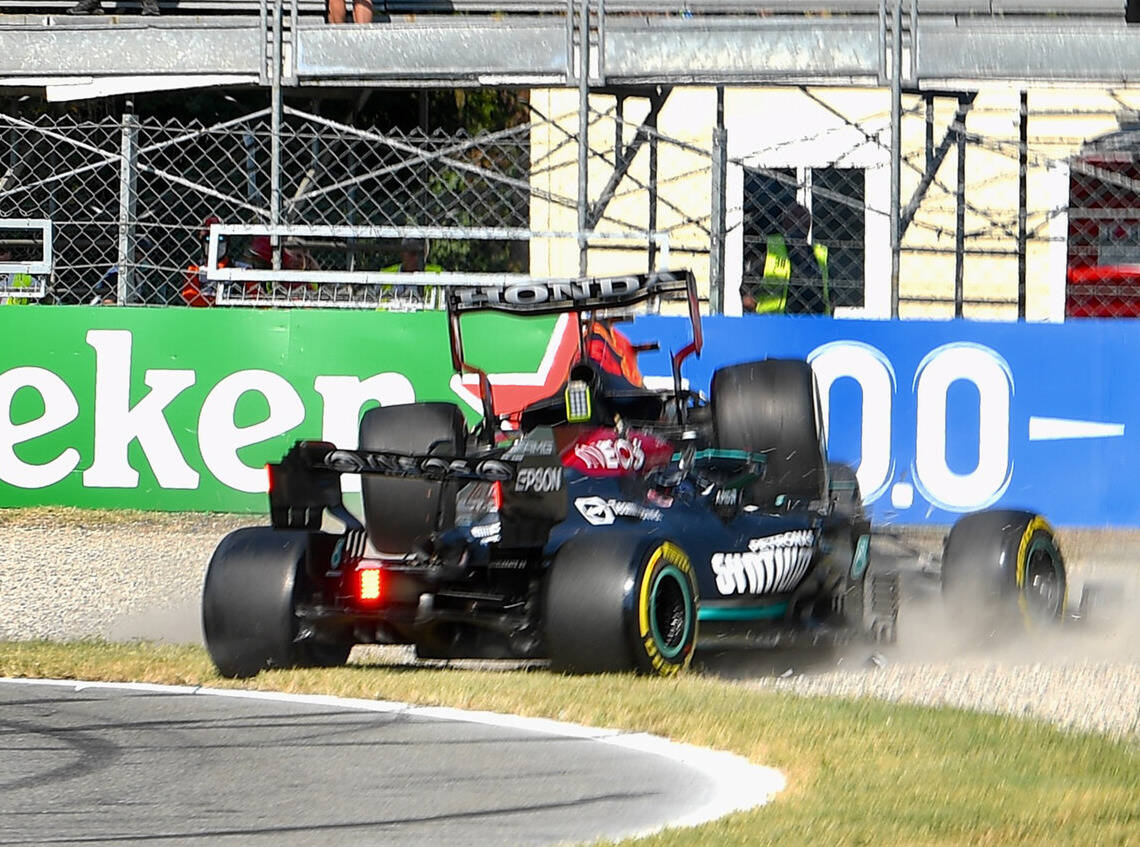 Foto zur News: Red Bull: FIA hätte ein Exempel statuieren können