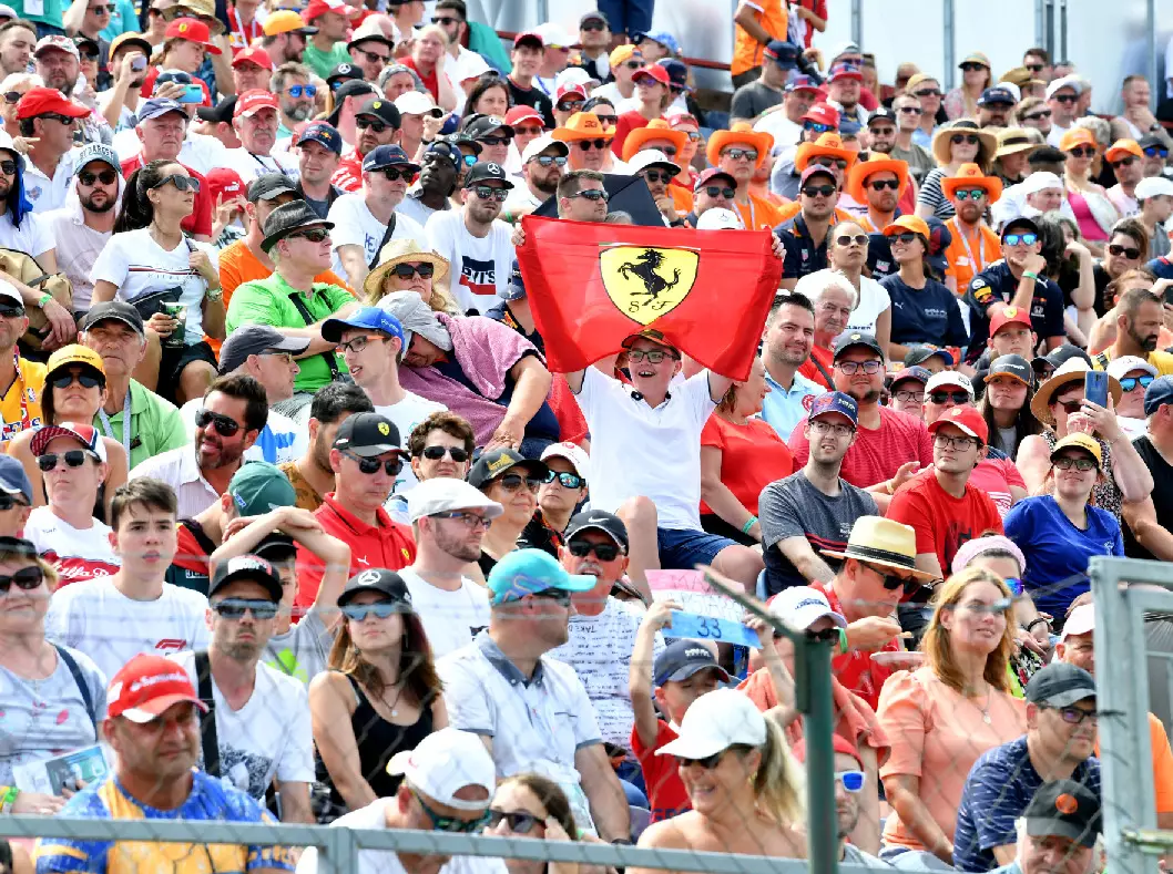 Foto zur News: Formel-1-Teamchefs einig: Wir müssen auf die Fans hören!