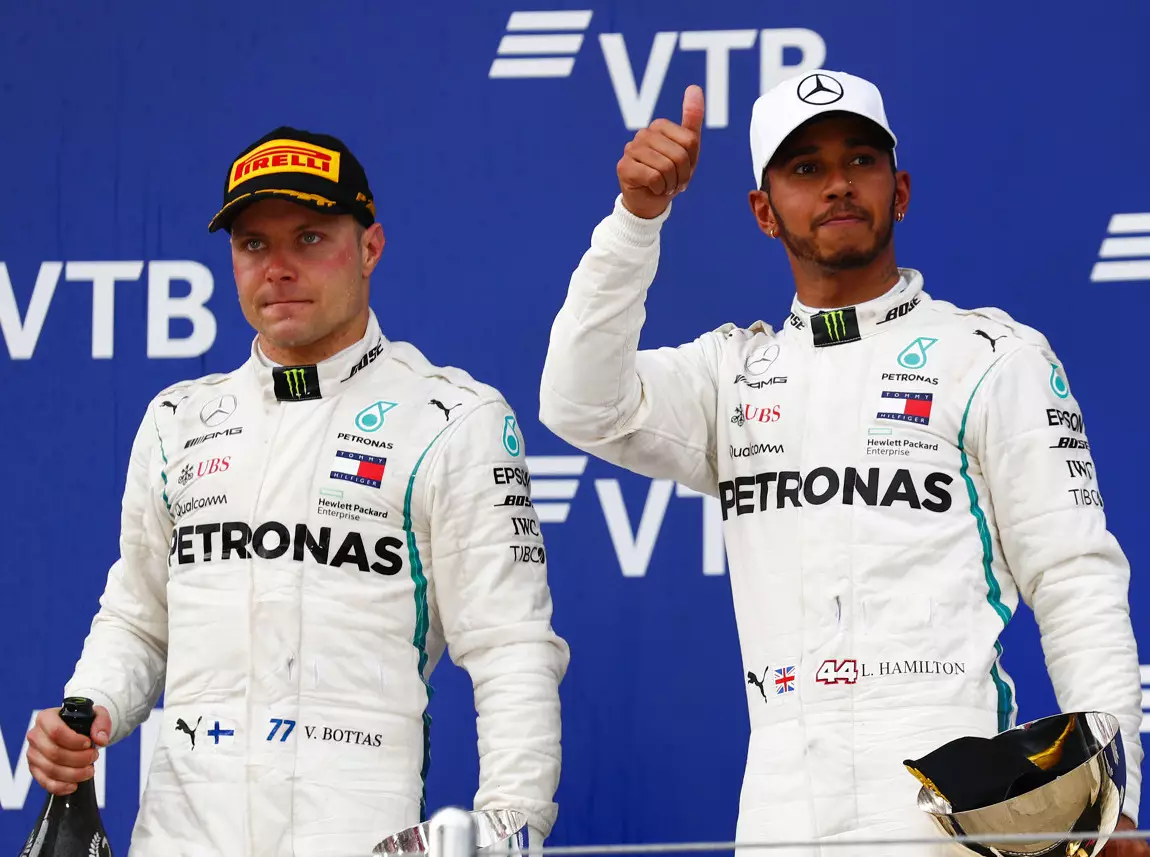 Foto zur News: Valtteri Bottas bestätigt: Würde Lewis den Sieg in Sotschi überlassen!