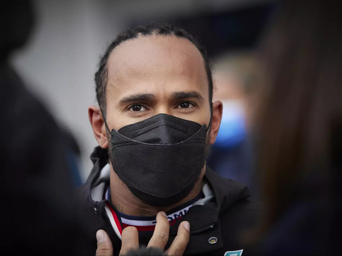 Lewis Hamilton Foto zur News: Lewis Hamilton findet Fehler "peinlich": Spürt jetzt er den Druck?