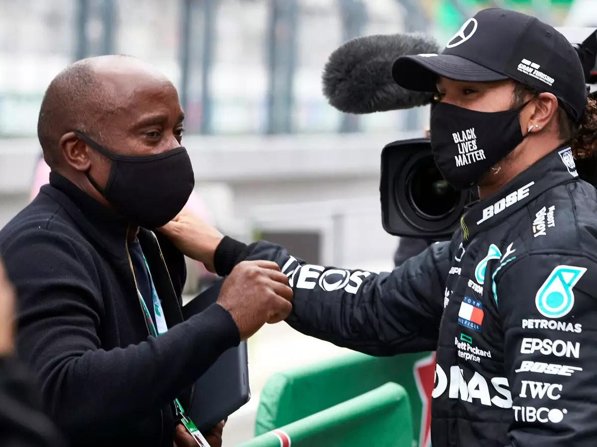 Foto zur News: Lewis Hamilton über Vater Anthony: "Er ist mein Held"