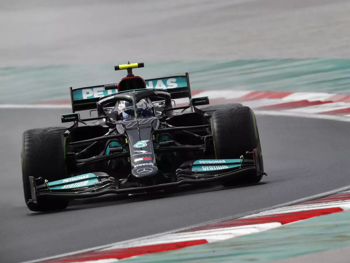 Foto zur News: F1-Qualifying Istanbul 2021: Valtteri Bottas auf Pole, Mick fährt in Q2