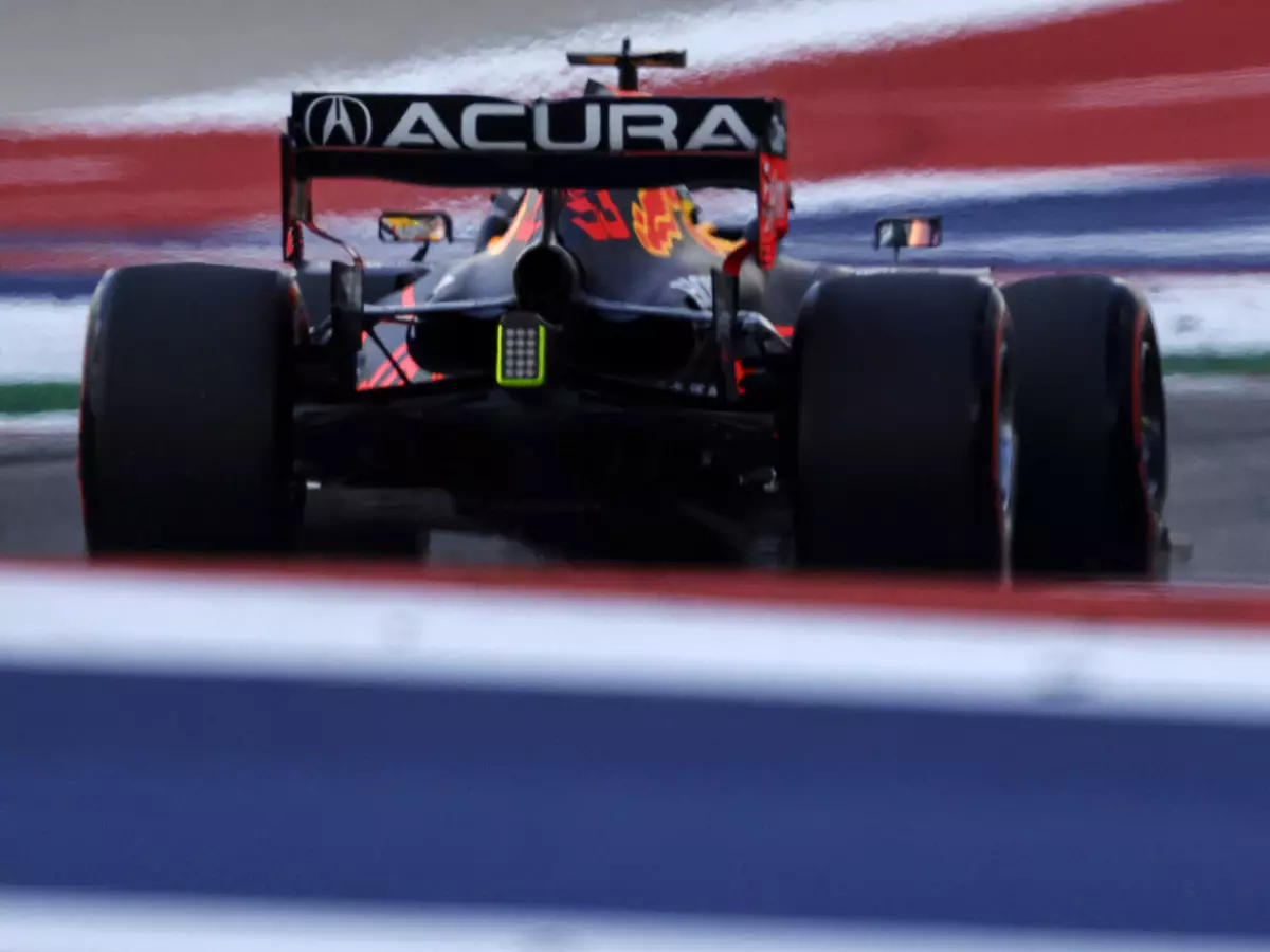 Foto zur News: Red Bull: Kommt drauf an, was Mercedes noch in der Hinterhand hat ...