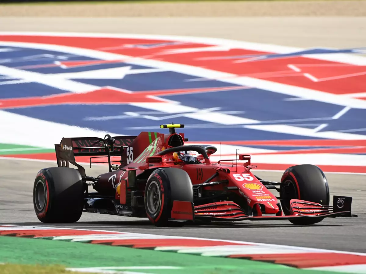 Foto zur News: Carlos Sainz befürchtet: Für das Rennen auf dem falschen Startreifen