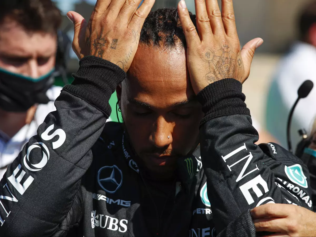 Foto zur News: Wer letzte Nacht am schlechtesten geschlafen hat: Lewis Hamilton